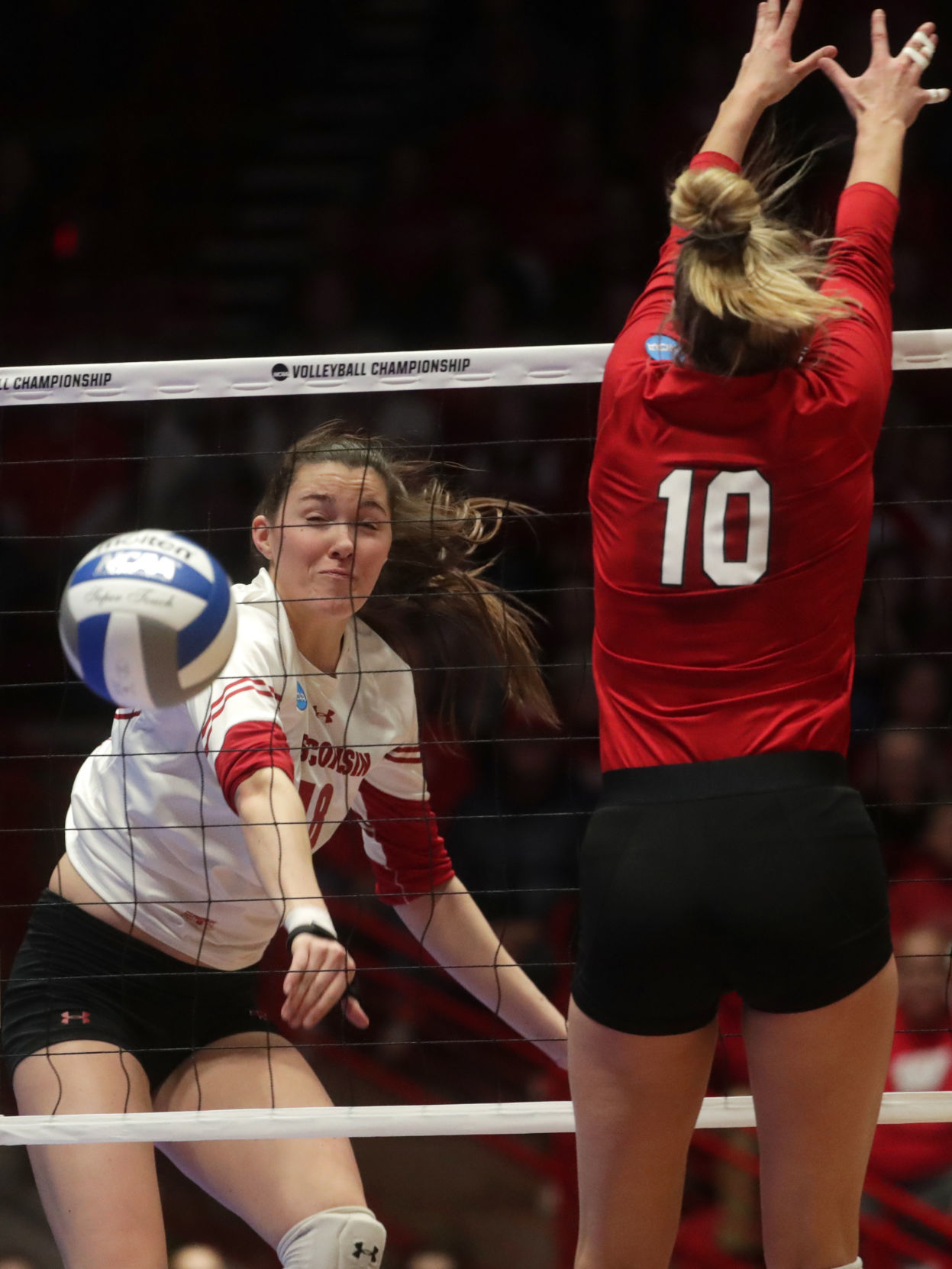 Wisconsin 3, Nebraska 0